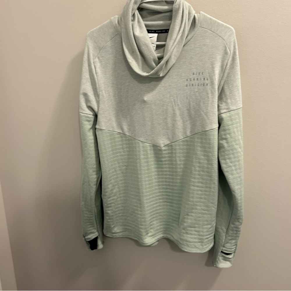 Nike Therma-Fit Running Sweatshirt in Light Green Small NWT